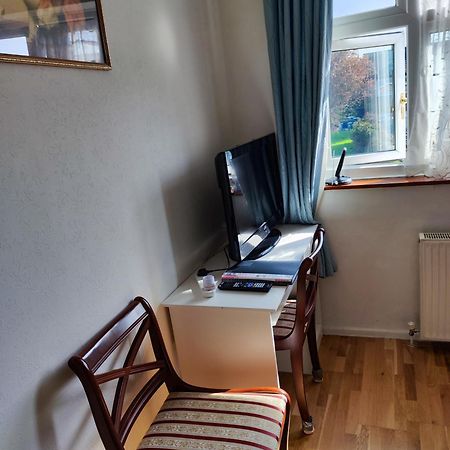Simply Guesthouse Лондон Экстерьер фото